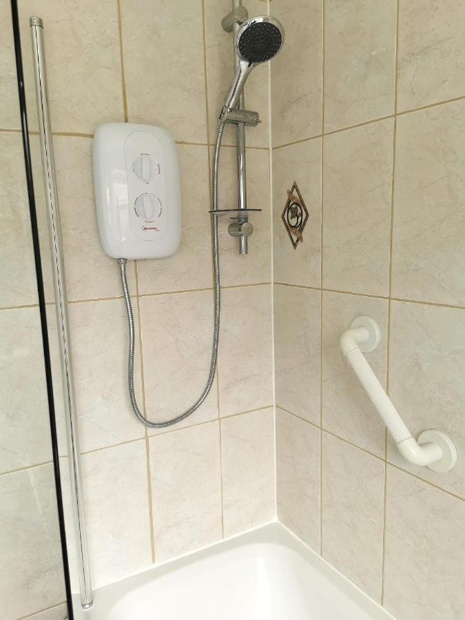 3-Bedroom House With Garden, Conservatory, In Centre Of Ουόρσεστερ Εξωτερικό φωτογραφία
